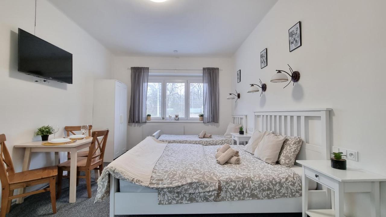 Finnem Rentals Jicinska Πράγα Εξωτερικό φωτογραφία